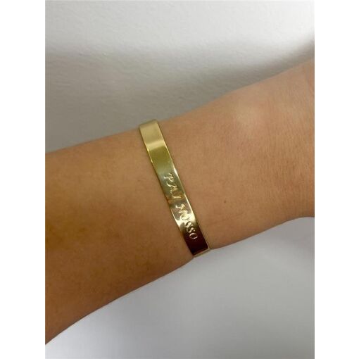 BRACELETE ABERTO ARO LISO ESCRITA ´ PAI NOSSO` | BANHADO EM OURO