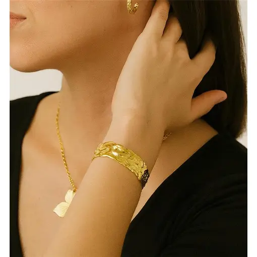 BRACELETE TEXTURISADO EM RELEVO CHAPA LISA | BANHADO EM OURO 18K