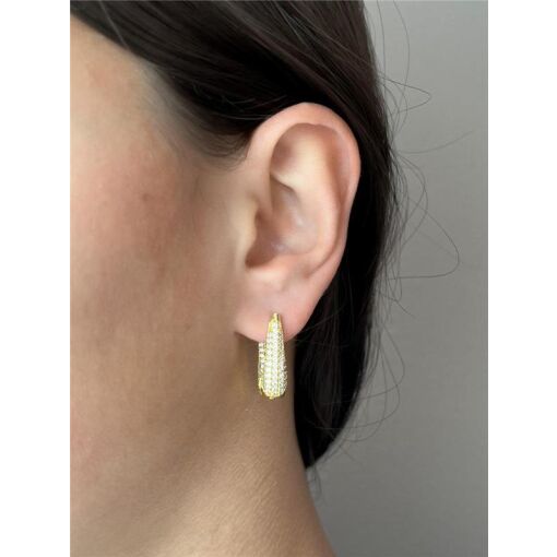 ARGOLA CRAVAÇÃO INTERNA EM ZIRCÔNIAS CRISTAL | 2,4CM | BANHADO E