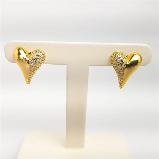 BRINCO CORAÇÃO METADE LISO/ CRAVEJADO | BANHADO EM OURO 18K
