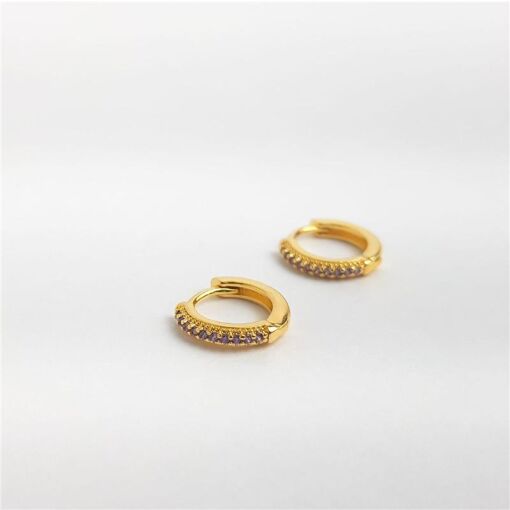 ARGOLA ARO LISO FRENTE ZIRC CRISTAL LILAS | BANHADO EM OURO 18K