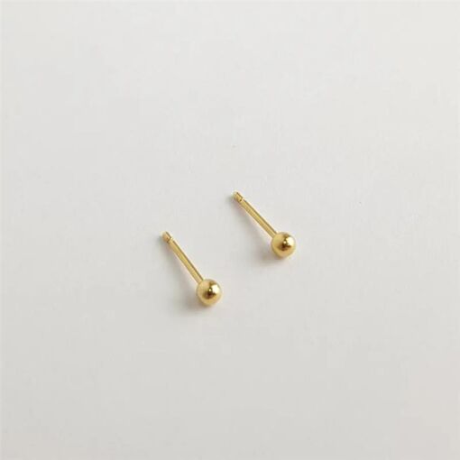 BRINCO 2MM ESFERA LISA BANHO DE OURO