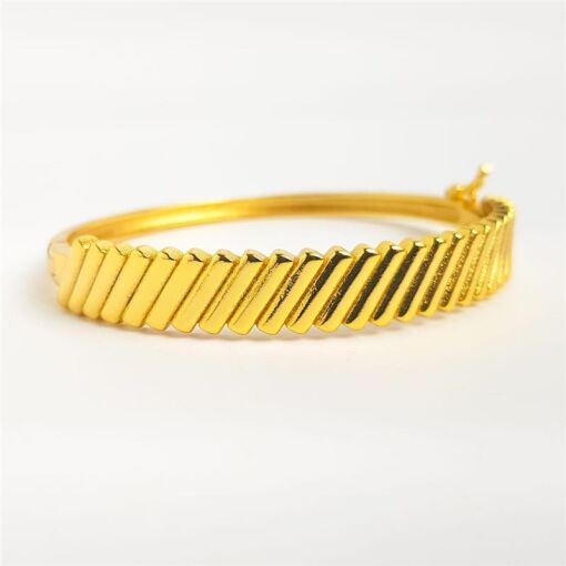 BRACELETE ARO LISO FRENTE SUPERFÍCIE EM TUBOS ALTO RELEVO | BANH