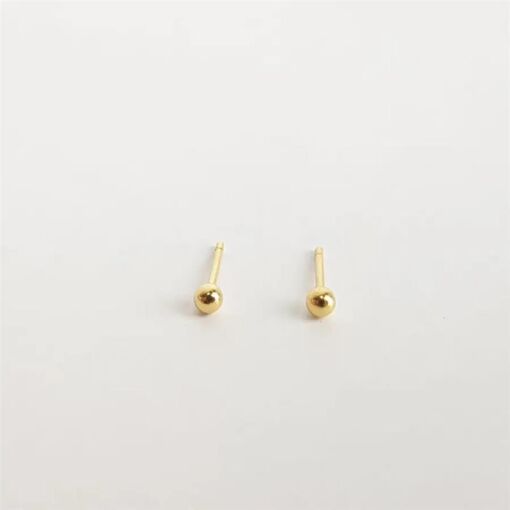 BRINCO 2MM ESFERA LISA BANHO DE OURO