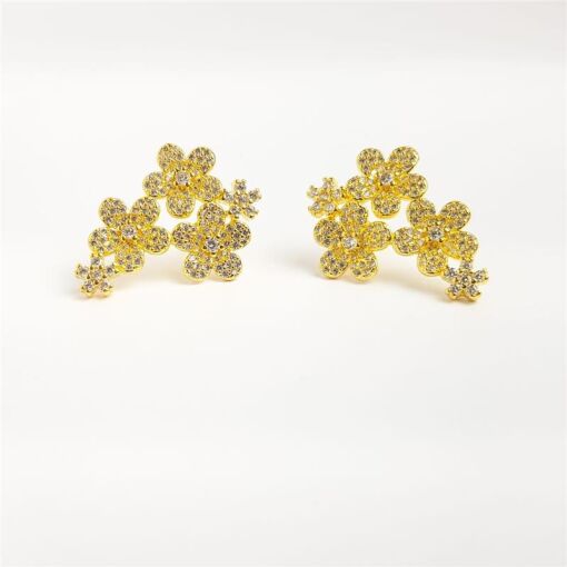 BRINCO FLORES CRAVEJADAS FLOR MENOR EM ZIRCÔNIA CRISTAL | BANHAD
