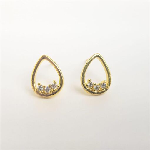 BRINCO GOTA VAZADA 3 CRISTAL ZIRCÔNIA | BANHADO EM OURO 18K