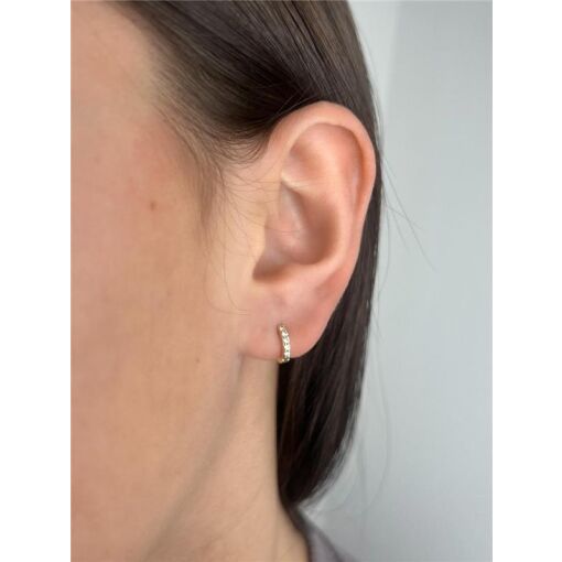 MINI ARGOLA COM 5 ZIRC NA FRENTE|BANHADO EM OURO 18K