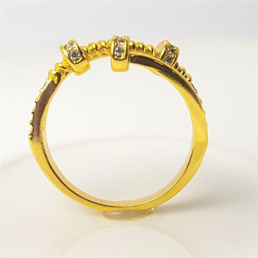 ANEL INSPIRAÇÃO CARTIER ENTREMEIO ARO TORCIDO/CRAVEJADO | BANHAD