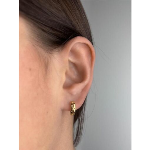 ARGOLA COM PONTOS E ONDAS VAZADAS|1,3CM|BANHADO EM OURO 18K