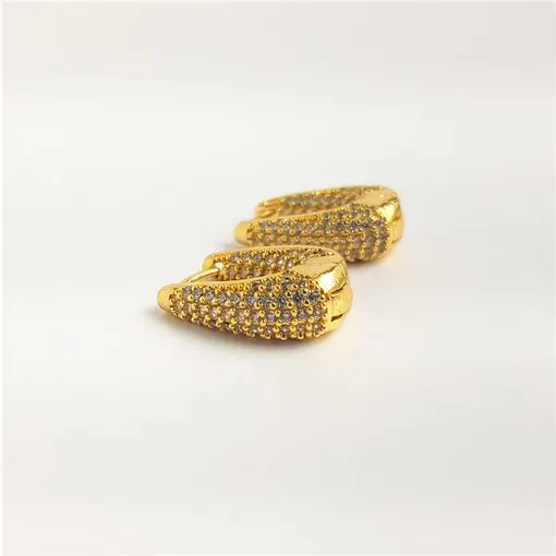 ARGOLA CRAVEJADA INTERNA EM ZIRCÔNIAS CRISTAL | BANHADO EM OURO