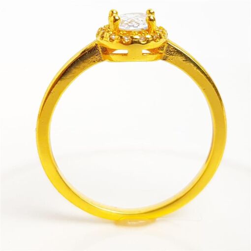 ANEL SOLITÁRIO PEDRA CRISTAL REDOR CRAVEJADA | BANHADO EM OURO 1