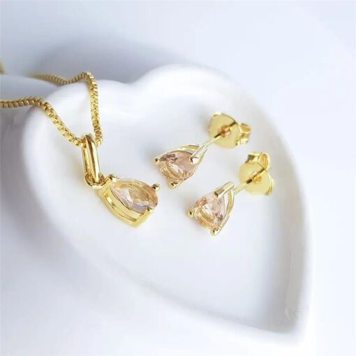 CONJUNTO PEDRA GOTA 7MM CHAMPAGNE CAIXARIA ALTA