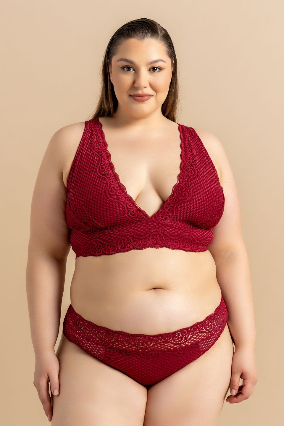 Conjunto de Lingerie Plus Size em Renda