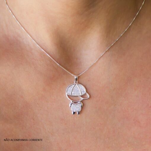 PINGENTE PRATA 92,5 MENINO, GRANDE, VAZADO, COM PEDRAS NA CABEÇA