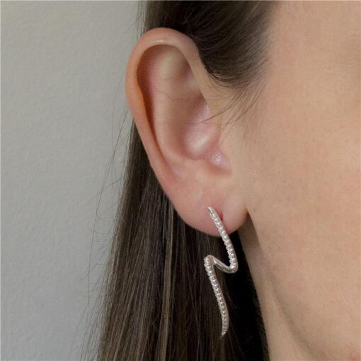 BRINCO PRATA 92,5 ZIGUE E ZAGUE CRAVEJADO