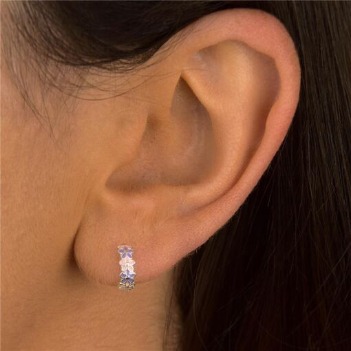 BRINCO PRATA 92,5  MEIA ARGOLA DE FLOR RESINADA