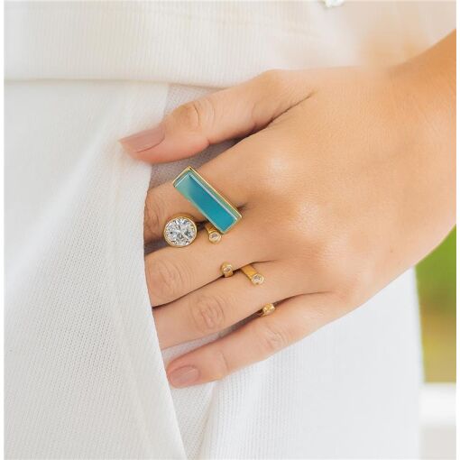 ANEL BANHADO OURO 18K - PEDRA ÁGATA AZUL CÉU PEROLIZADA / ZIRCÔN