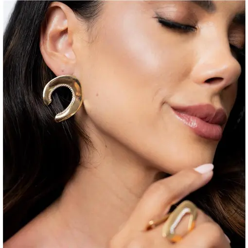 BRINCO- BANHADO OURO 18K METAL CRAVEJADO EM ZIRCONIA