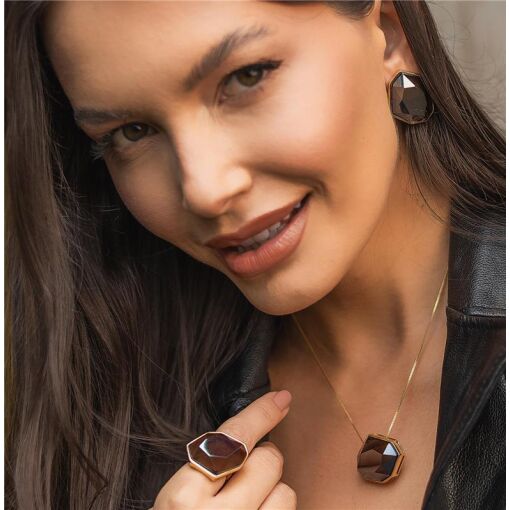 BRINCO BANHADO OURO 18K - PEDRA QUARTZO OBSIDIANA FUMÊ PEROLIZAD