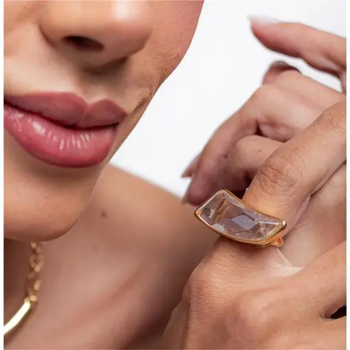 ANEL BANHADO OURO 18K-  QUARTZO CRISTAL DE ROCHA PEROLIZADO