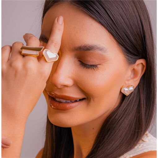 ANEL BANHADO OURO 18K - QUARTZO ARAGONITA PEROLIZADA