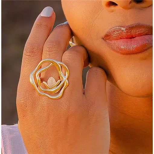 ANEL BANHADO OURO 18K - DRUSA BRANCA PEROLIZADA