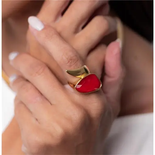 ANEL BANHADO OURO 18K-  QUARTZO CRISTAL DE ROCHA VERMELHO