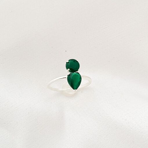 ANEL DE PRATA PEDRA GOTA E REDONDA