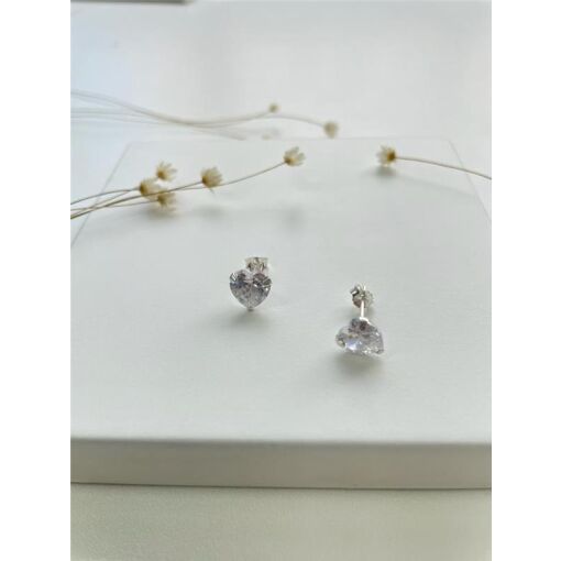 BRINCO ZIRCÔNIA CORAÇÃO 8MM