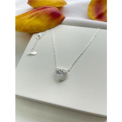 COLAR CORAÇÃO PEDRA CRAVEJADO