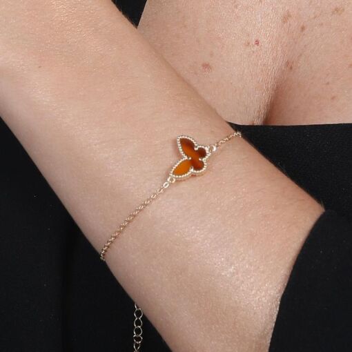 PULSEIRA 1 BORBOLETAS EM MARROM CARAMELO COM CORRENTE EM ELINHOS
