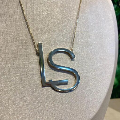 COLAR PERSONALIZADO MONOGRAMA 2 LETRAS LISA 5CM EM CORRENTE VENE
