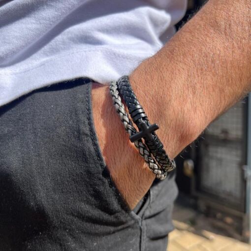 PULSEIRA LINHA MASCULINA COURO DUPLO COM CRUZ - TAM:20CM