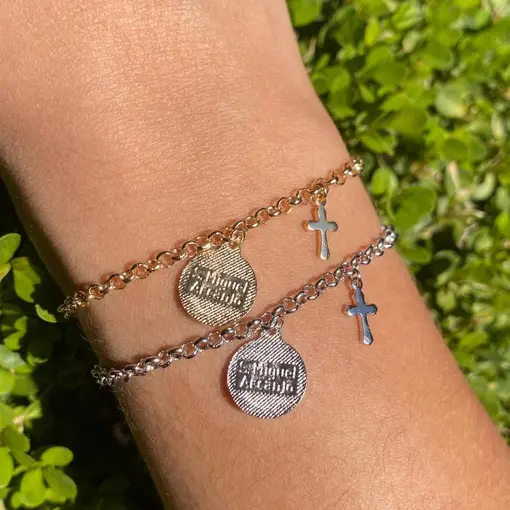 PULSEIRA SÃO MIGUEL ARCANJO COM CRUZ LISA  E CORRENTE DE ELO POR