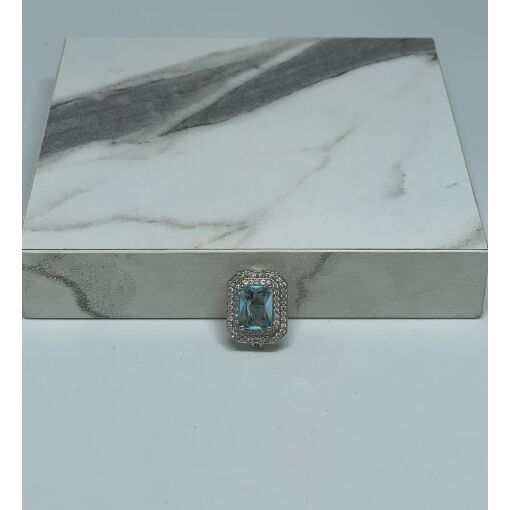 CHARM RETÂNGULO CRISTAL ÁGUA MARINHA E ZIRCÔNIAS