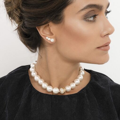 EAR CUFF 3 PEROLAS SHELL BANHADO A OURO