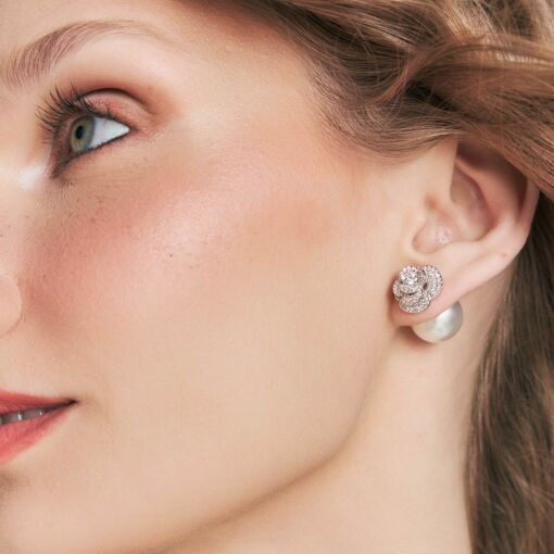 BRINCO EAR JACKET DE FLOR COM CRISTAL PÉROLA SHELL E ZIRCÔNIAS