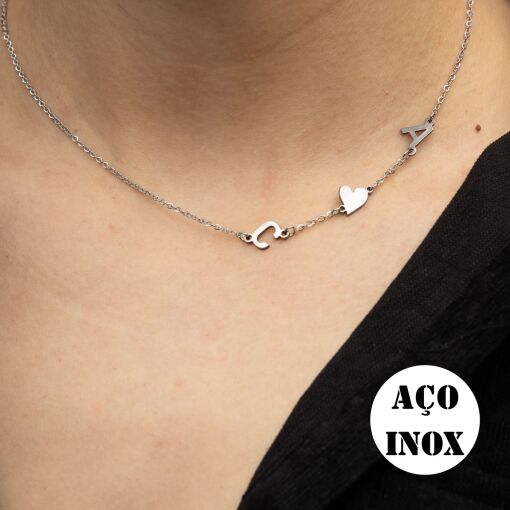 COLAR AÇO INOX PERSONALIZADO DUAS INICIAIS COM CORAÇÃO