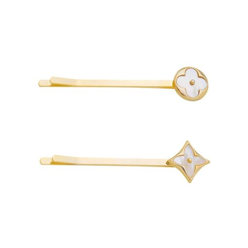 Grampo de Cabelo Insp. LV com Madrepérolas Brancas (2un) Banhado em Ouro 18k