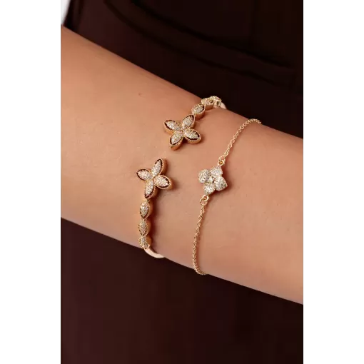 Pulseira Delicada Flor Quatro Pétalas Cravejada com Zircônias