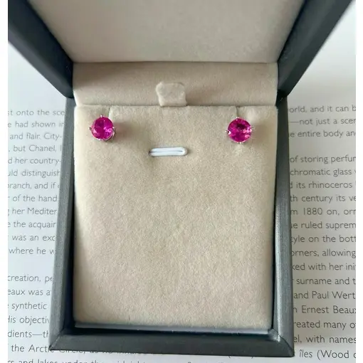 BRINCO PONTO DE LUZ 7MM SENSE OF SPRING