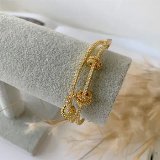 BRACELETE CRAVEJADO ESFERAS RENOVO