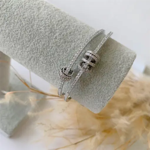 BRACELETE CRAVEJADO ESFERAS RENOVO