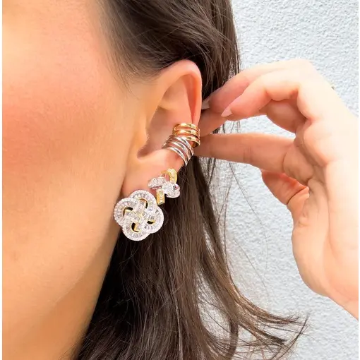 BRINCO FLOR PONTO DE LUZ BAGUETE DOLCE FIORE