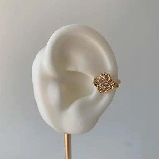 PIERCING TREVO CRAVEJADO INSPIRED II