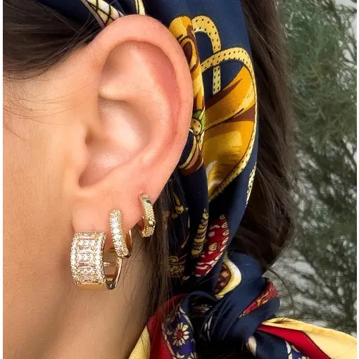 BRINCO TRIO MIX ARGOLAS BAGUETADA HOOP EARRINGS