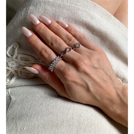 ANEL INFINITO CRAVEJADO CLARICE