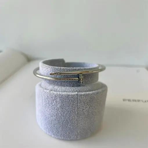 BRACELETE NAIL FINO CRAVEJADO INSPIRED II