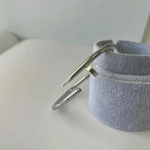 BRACELETE NAIL INSPIRED