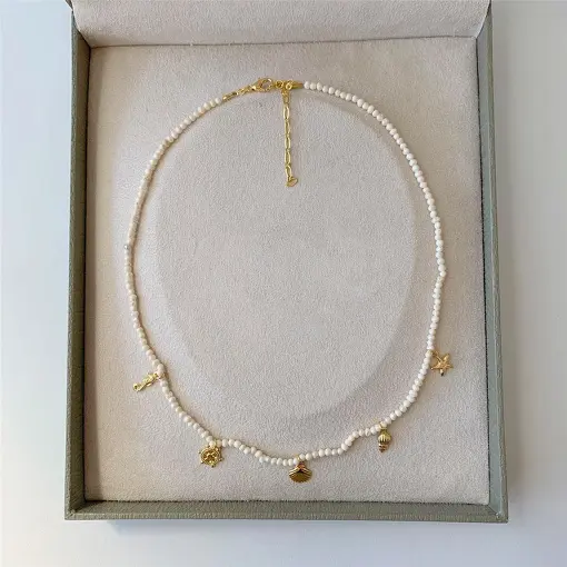 COLAR PEROLA SHELL PINGENTES MAR MARESIAS